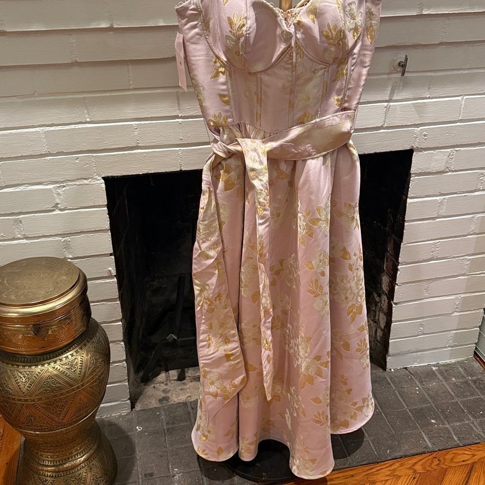 V. Chapman The Vera Dress In Light Lilac Baroque Floral — image 7 of 8